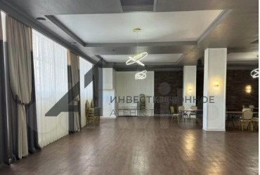  Продам здание на первой линии.