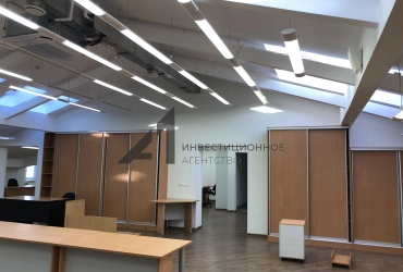 Офис в ОЦ "На Кирова", 230 кв.