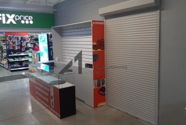 Аренда 60 кв в ТЦ НЕФТЯНИК МОЛЛ